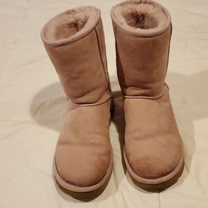 Womens pink uggs